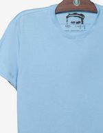 3-t-shirt-basica-azul-claro-104892