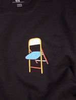 3-camiseta-cadeira-colorida
